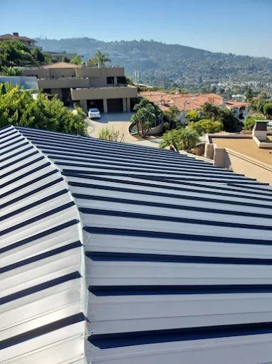 Standing-seam metal roof